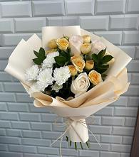 Букет цветов из:  Розы и Хризантемы в Коломыцево