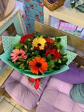 Букет цветов из:  Герберы, Хризантемы и Альстромерии #REPLACE_PRED# Коломыцево