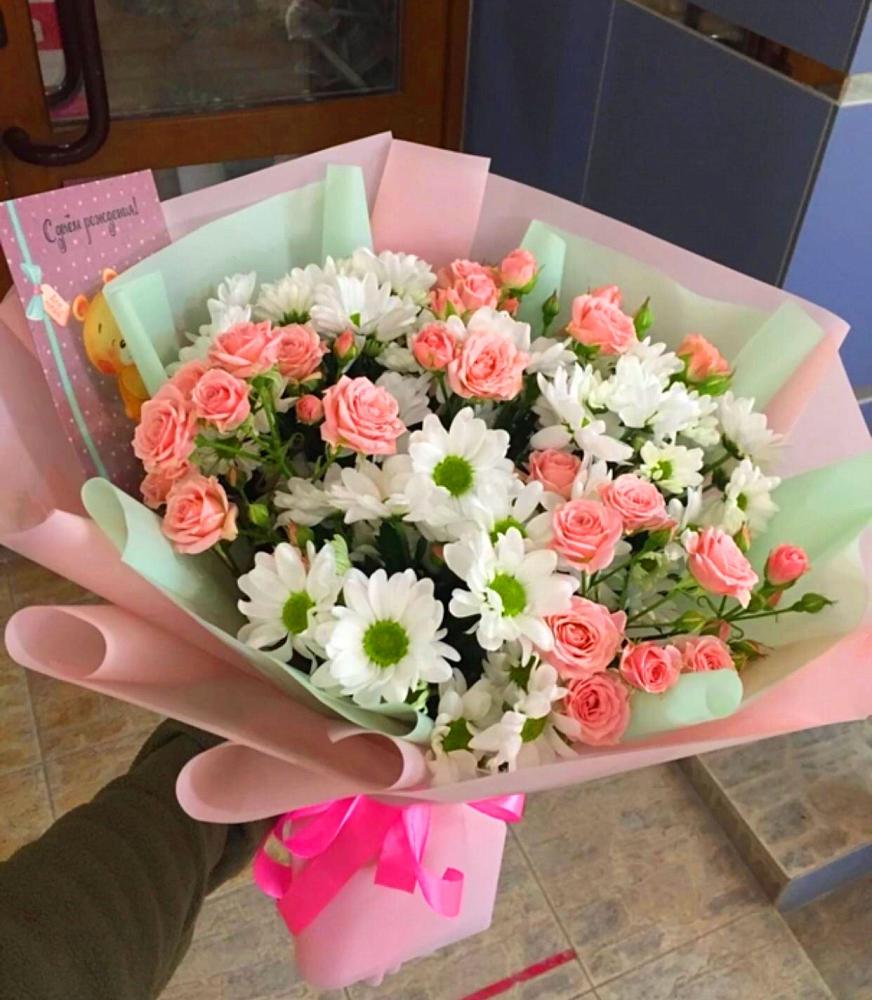 Букет цветов из: Розы и Хризантемы в Коломыцево