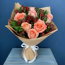 Букет цветов из:  Розы и Альстромерии в Коломыцево