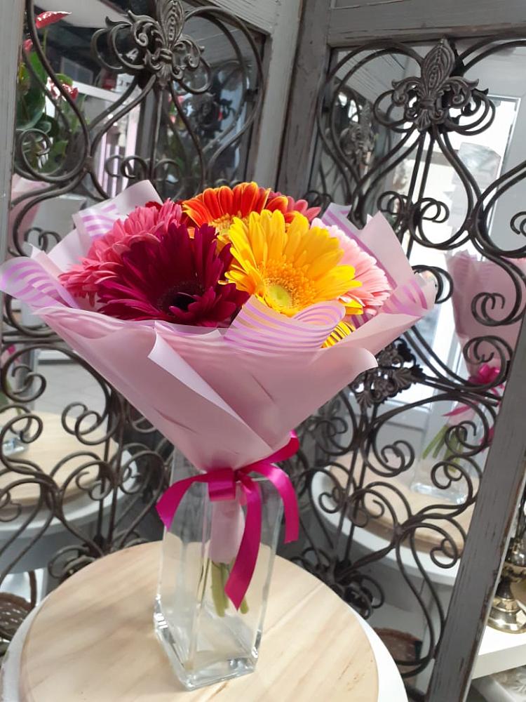 Букет цветов из: Герберы в Коломыцево