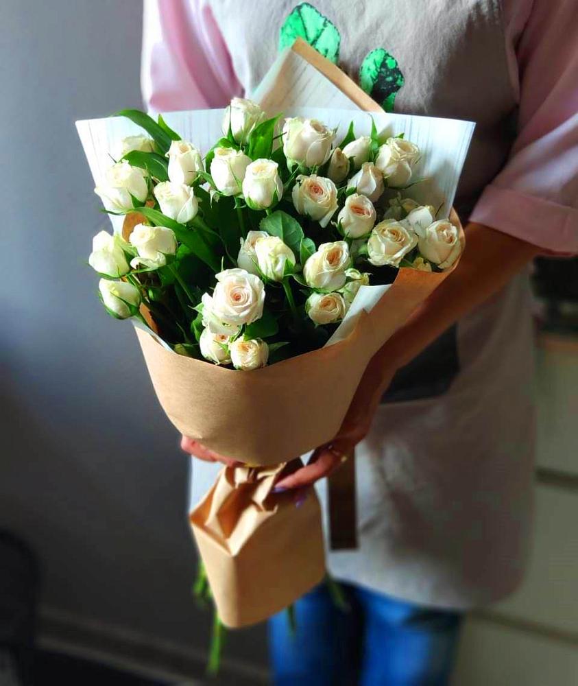 Букет цветов из: Розы в Коломыцево