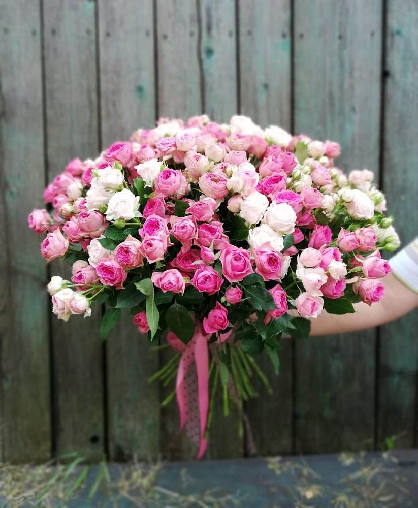 Букет Розовые кустовые розы Натали и Лав Лидия в Коломыцево