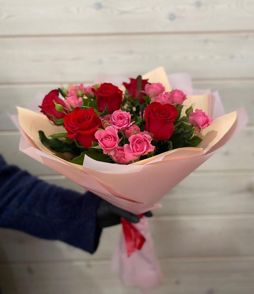 Букет цветов из: Розы в Коломыцево