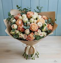 Букет цветов из:  Альстромерии и Розы в Коломыцево